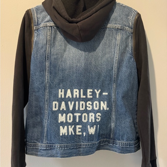 Harley-Davidson Denim Jacket Hoodie Hybrid Zip-Sleeve | Medium Wash | MKE WI - Picture 5 of 9
